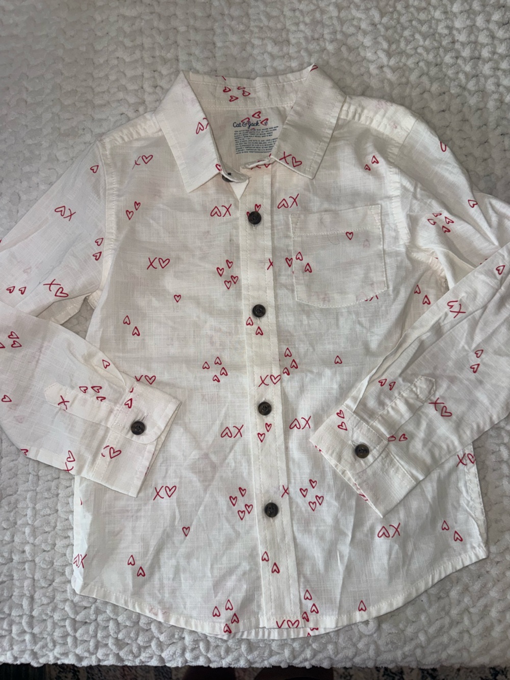 Cat & Jack White Button-Down Shirt with Red Heart & XO Print